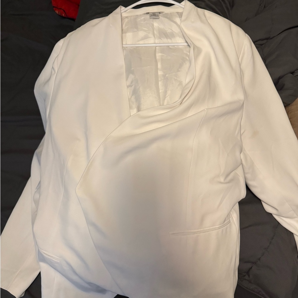 Liz Claiborne Ivory Polyester Jacket